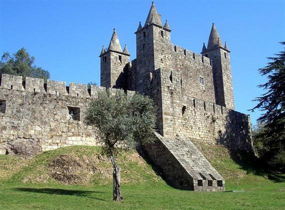 Hotel Dos Loios Santa Maria da Feira Kültér fotó